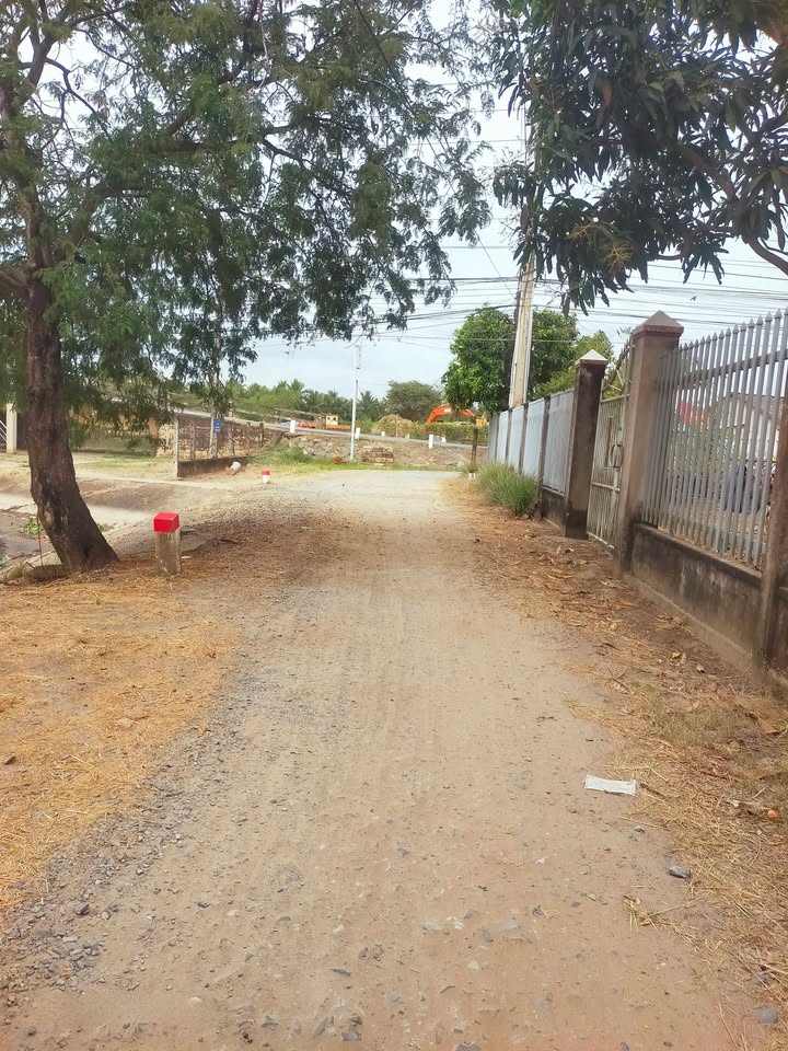 Khu nhà nghỉ Hưng Nhượng Vĩnh Long 374m² giá 2.299 tỷ - Đầu tư sinh lời!