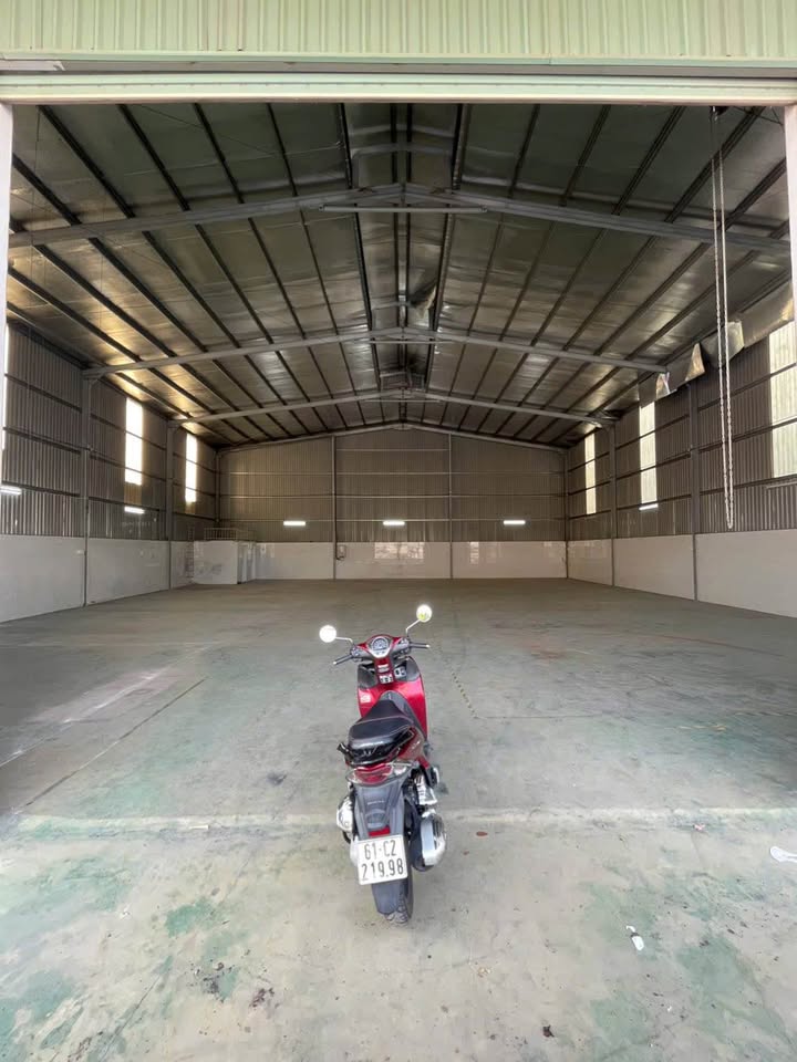 Kho Xưởng 450m² Đường Xe Công Lái Thiêu - Giá Tốt 28 Triệu/Tháng