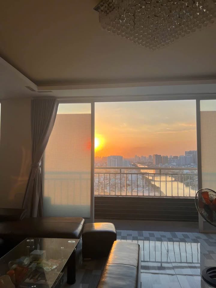 Penthouse 5PN Quốc Cường Gia Lai Q7 - Giá 30 Triệu/Tháng, Nhận Nhà Ngay