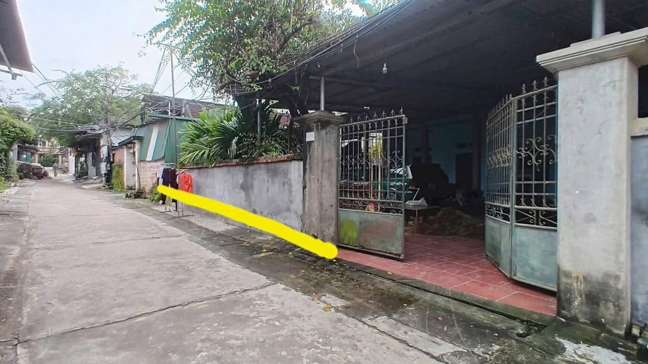 Nhà Xã Tân Thành, Thanh Sơn 162m² - Sổ hồng sẵn, ô tô vào tận nhà!