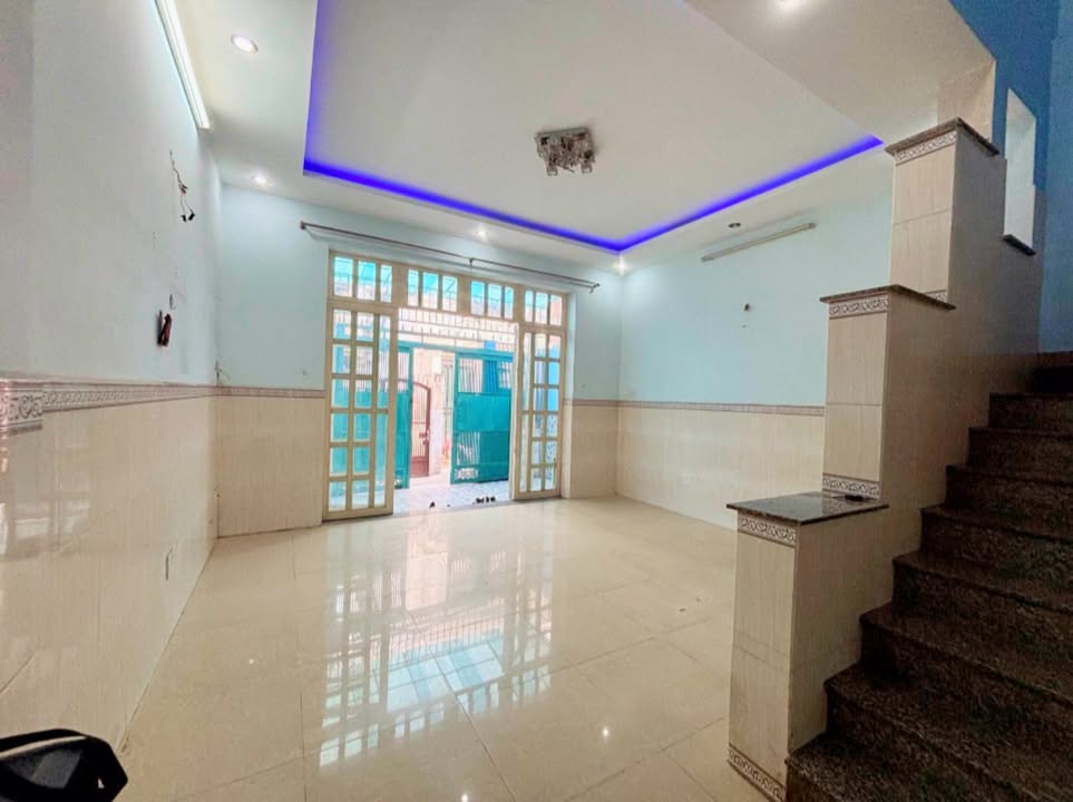 Nhà 60m² Phạm Văn Hai, Tân Bình - 2 Tầng Giá 6 Tỷ, Sẵn Sàng Ở Ngay