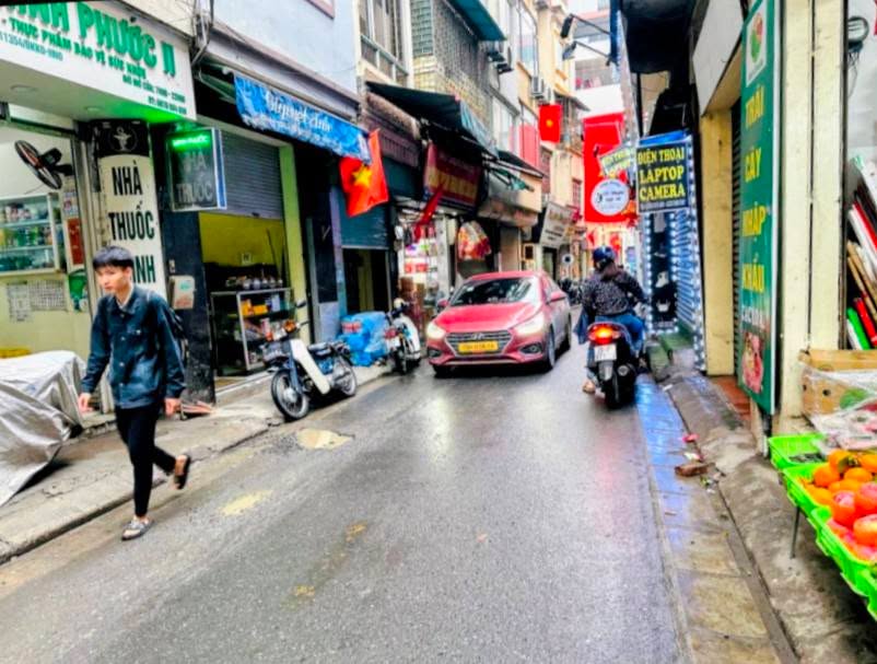 Nhà riêng Cầu Giấy 38m² - Lô góc 2 thoáng, giá 11.7 tỷ