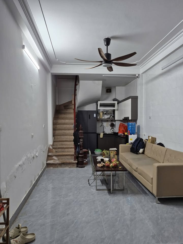 Nhà riêng Ngõ 140 Dương Văn Bé 30m² giá 9 triệu - Sẵn sàng ở ngay!