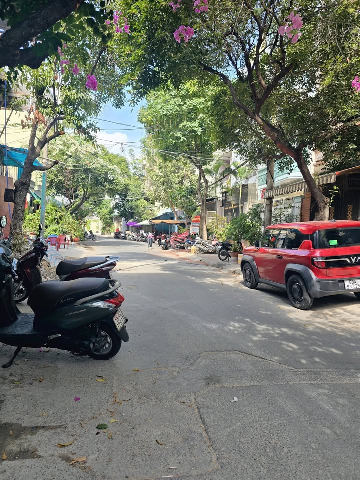 Thuê phòng trọ Bàu Cát 20m² giá 5.5 triệu - Full nội thất mới 100%!