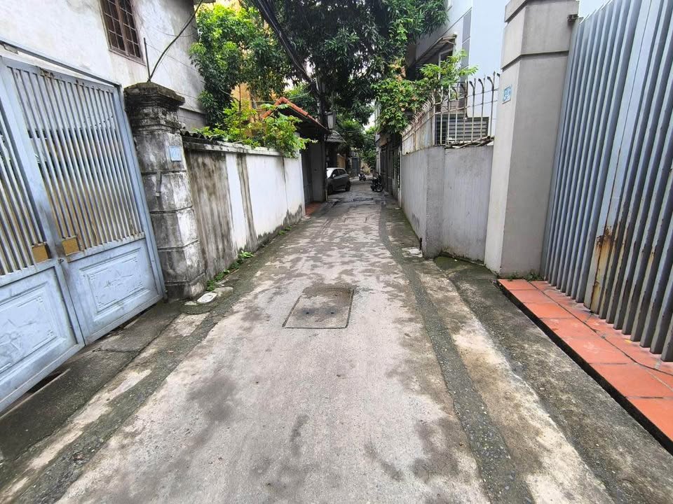 Bán nhà Xuân Thủy Cầu Giấy 60m² giá 12.6 tỷ - Vị trí đẹp hiếm có!