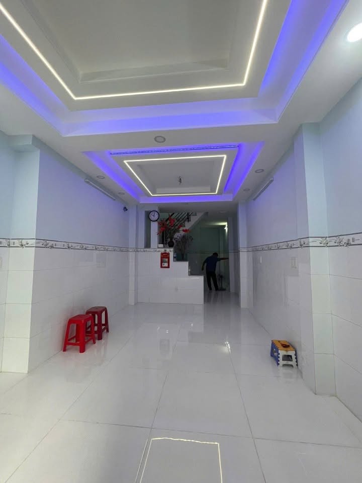 Nhà Mặt Tiền Đỗ Xuân Hợp, Thủ Đức 50m² - Vị trí đắc địa, kinh doanh ngay!