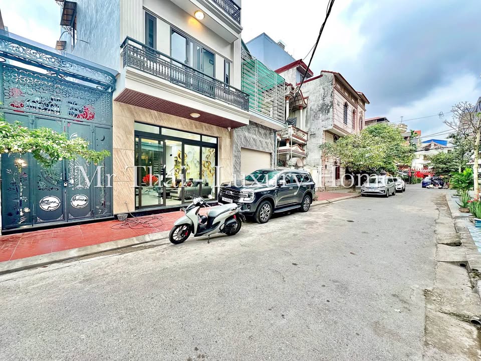 Bán nhà phố Thiên Lôi Lê Chân 100m² 9 tỷ - Mặt tiền kinh doanh cực đỉnh!