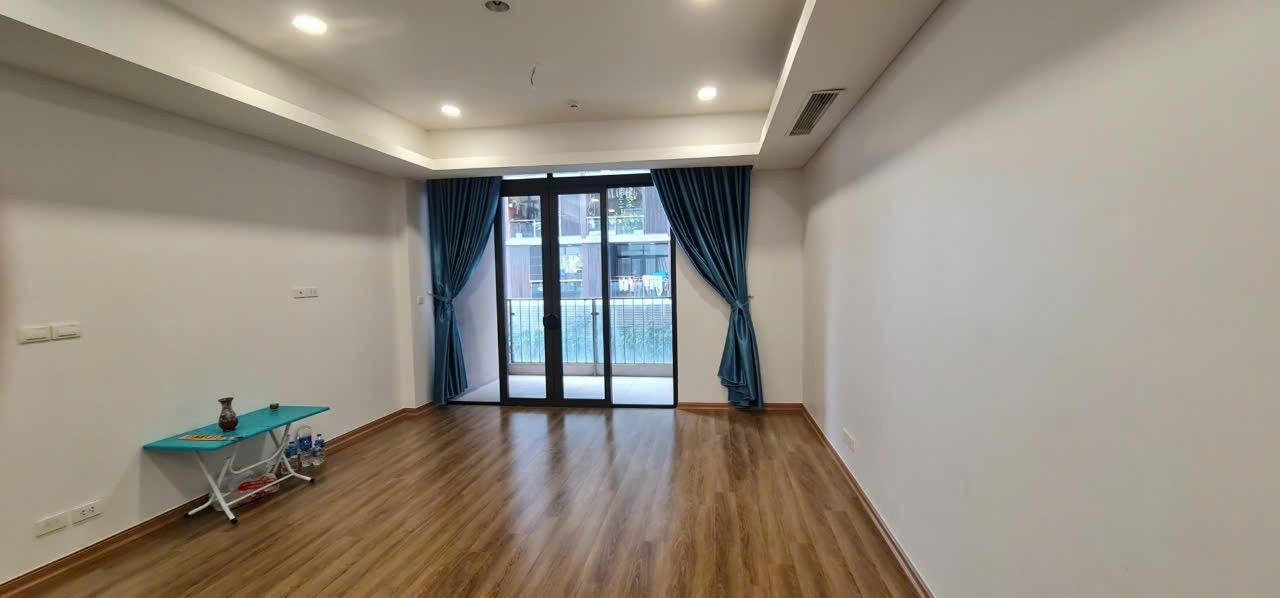 Căn hộ Ba Đình 94m² chỉ 6,x tỷ - Bàn giao ngay, sổ đỏ sẵn!