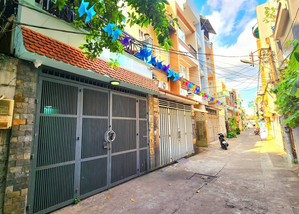 Bán nhà Ung Văn Khiêm Bình Thạnh 90m² 13 tỷ - Vị trí đẹp hiếm có