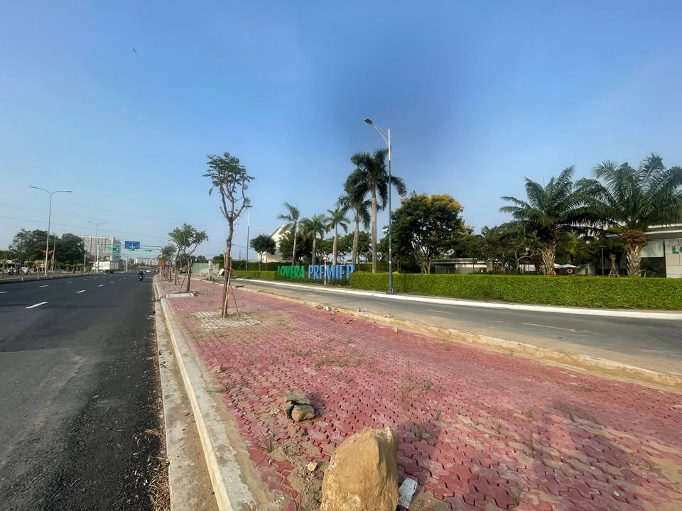 Nhà Phố Góc Lovera Premier Bình Chánh - 130m² Sẵn Ở/Kinh Doanh