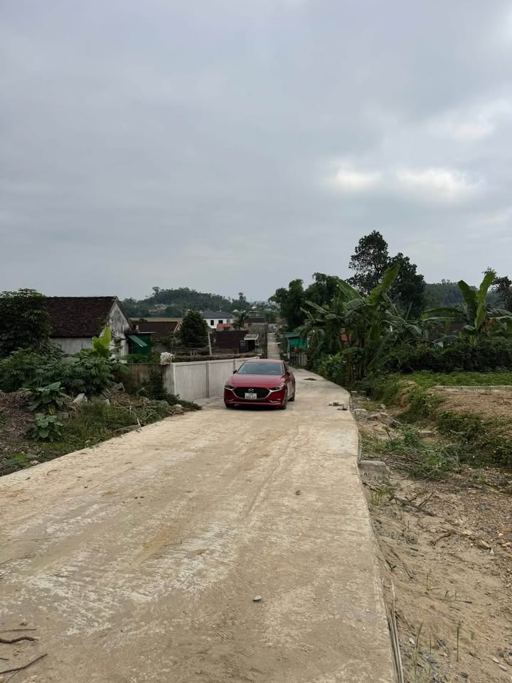 Đất nền Xóm 6 Xuân Sơn, Đô Lương - 1700m² giá 1.4 tỷ - Sổ đỏ sẵn