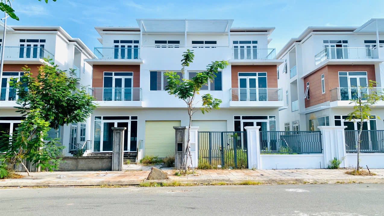 Biệt thự KĐT Tây Bắc 188.82m² - Sổ hồng, 3 tầng, giá tốt Rạch Giá