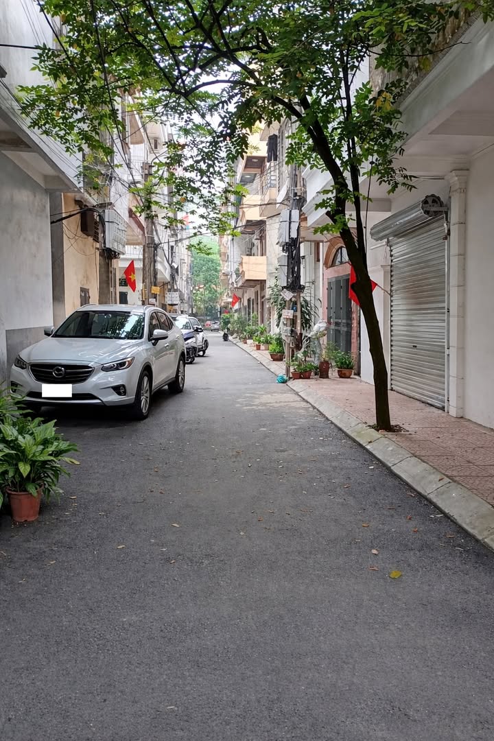 Nhà riêng Hồ Tùng Mậu, Nam Từ Liêm 50m² - Ô tô vào tận nhà!