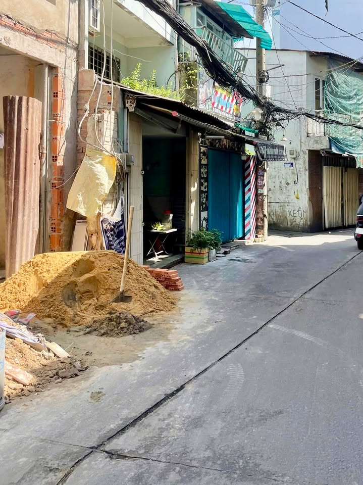 Nhà Riêng Quận 11 - 52.6m² - Giá 6 Tỷ - Cơ Hội Vàng Không Thể Bỏ Lỡ!