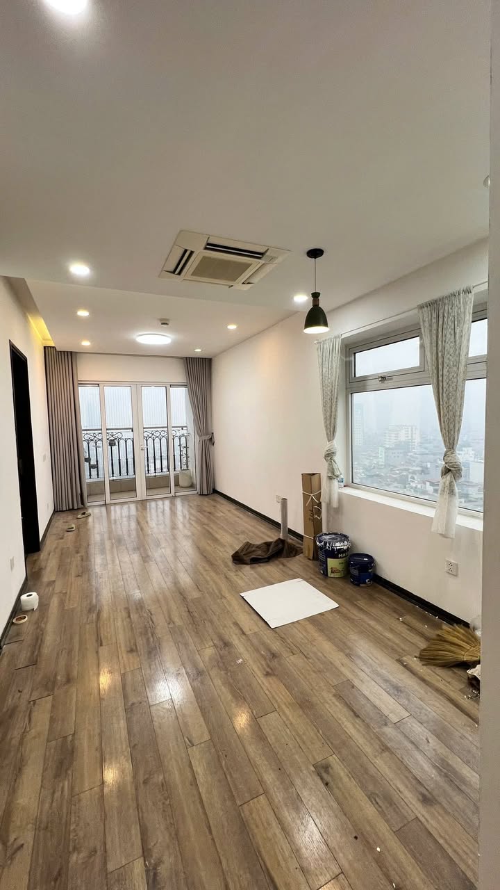 Căn hộ Hoà Bình Green Minh Khai 2PN, 11 triệu - Căn góc view sông đẹp!