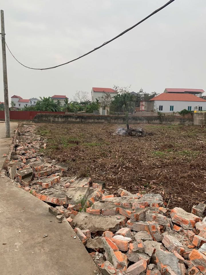 Đất Mê Linh 106.4m² - Nở hậu, Ô tô ngủ trong nhà - Giá đầu tư 2.1 tỷ