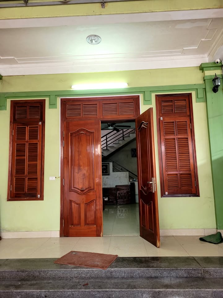 Nhà riêng Khối 10 Nghi Phú, TP. Vinh 124m² - Giá 5 tỷ, ở ngay!