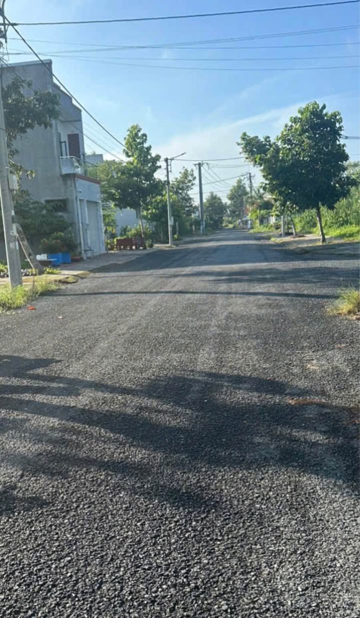 Đất Nền Vĩnh Long 114m² - Sổ Đỏ Thổ Cư, Gần BV Đa Khoa - 1.55 Tỷ