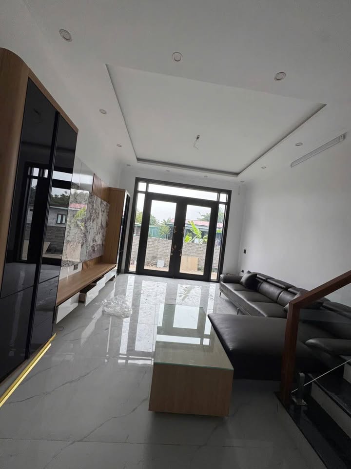 Nhà 2 Tầng Mới Xây Đường Trần Quang Khải, Móng Cái - 86m² Hướng Bắc