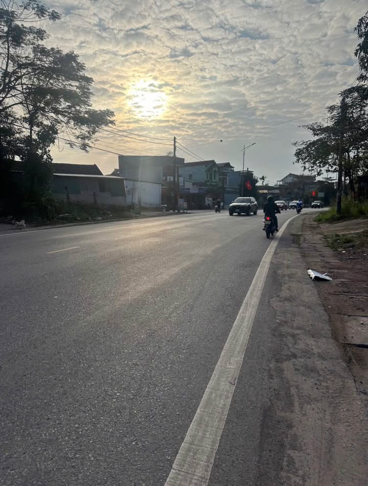 Đất nền Quốc Lộ 18 Móng Cái 390m² giá 2.05 tỷ - Tiềm năng tăng giá!