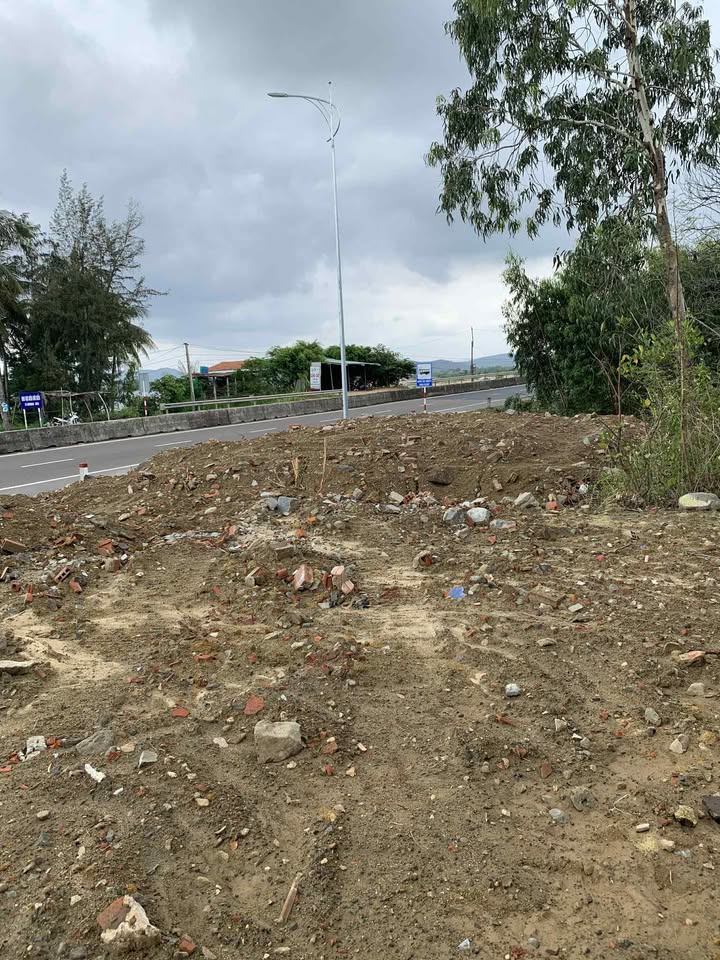 Bán Gấp Đất Mặt Tiền QL1A Sông Cầu, Phú Yên - 622m², Giá Đầu Tư