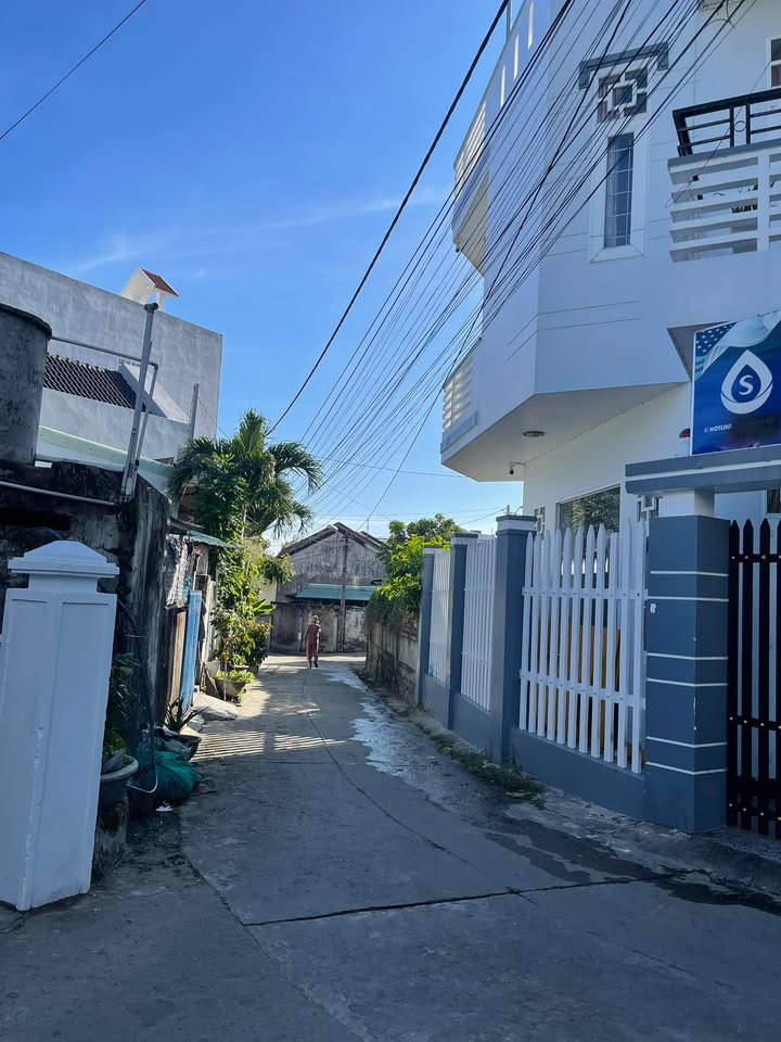 Nhà Góc 2 Mặt Thoáng Phường 9 Tuy Hòa - 82m² Giá 2.5 Tỷ