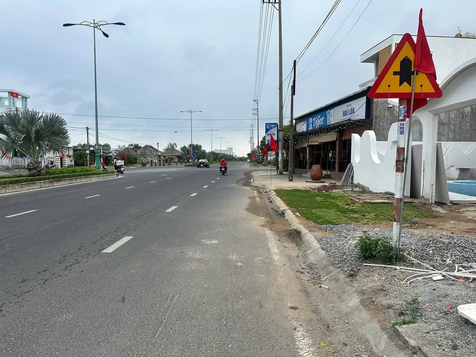 Đất Mặt Tiền Hùng Vương Tuy Hòa 182m² Giá 3 Tỷ - Vị Trí Kinh Doanh Đắc Địa