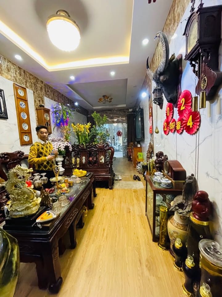 Nhà Riêng Tôn Đức Thắng, Đống Đa 65m² - Mặt Ngõ Kinh Doanh Sầm Uất!