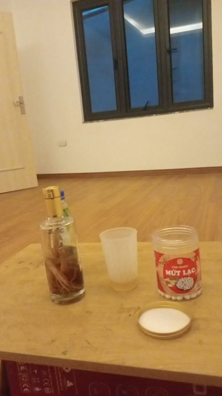 Nhà 33m² 4 tầng, 3 ngủ, Ngõ Văn Hương, Đống Đa - Sổ đỏ nét, 6.89 tỷ