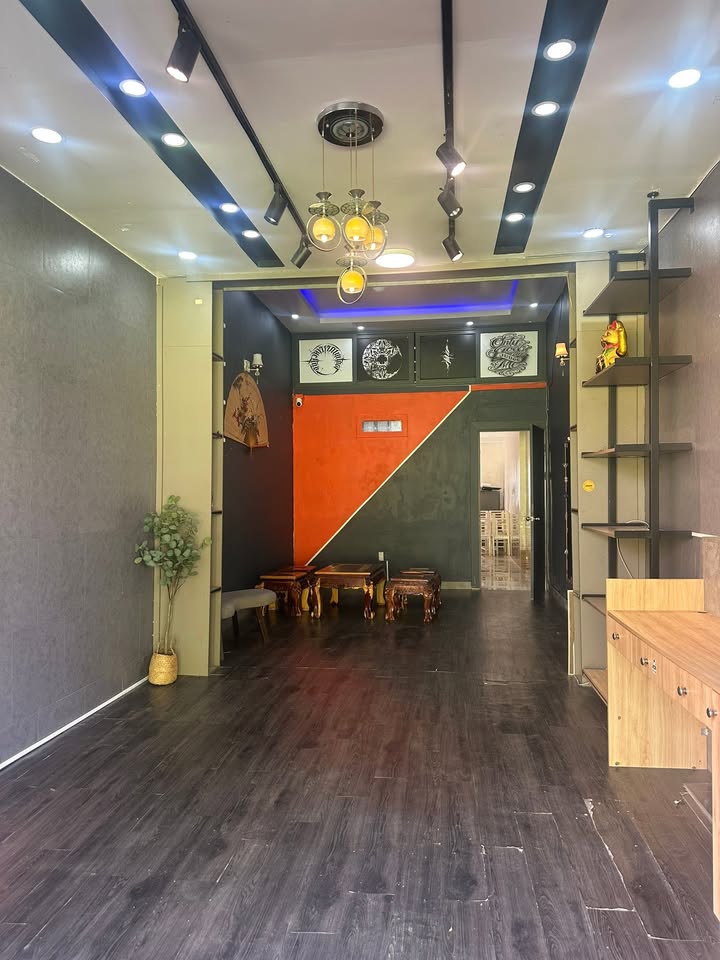 Cho thuê Nhà Mặt Tiền Yezin, Đà Lạt - 3PN, Kinh doanh Tốt