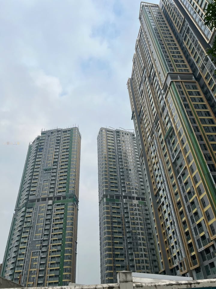 Căn hộ Vinhomes Smart City 74.8m² - Hướng Đông Bắc mát mẻ!