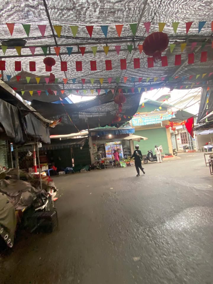 Bán đất Yên Nghĩa, Hà Đông 52.6m² - Sổ đỏ vuông vắn, giá 8 tỷ