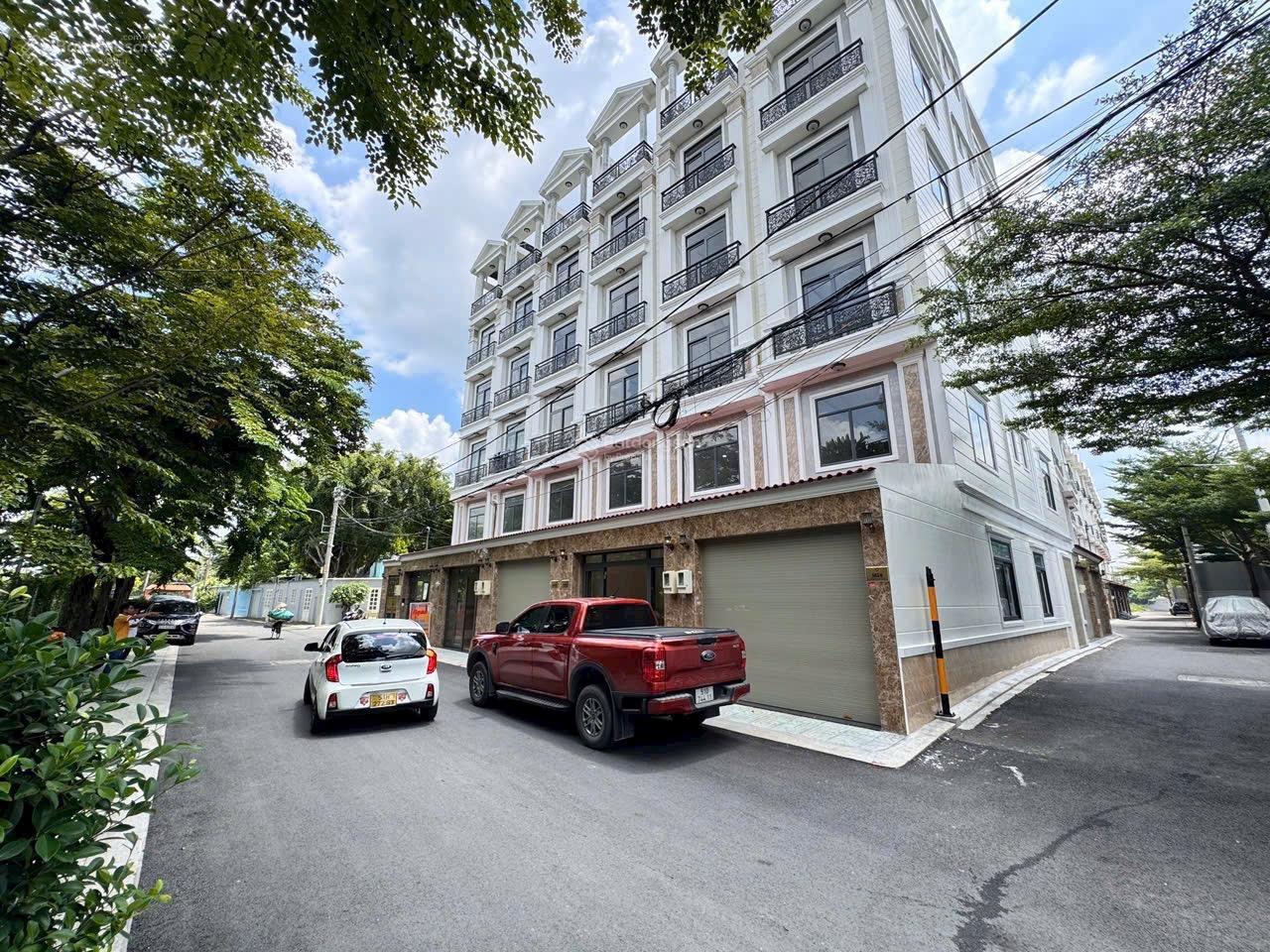 Nhà Phố Thủ Đức 58m² giá 8 tỷ - Sổ hồng sẵn, ô tô vào tận nhà!