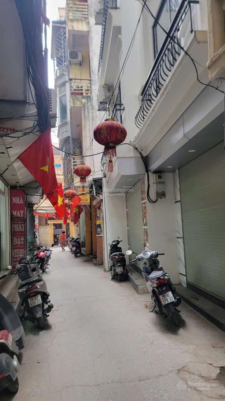 Nhà 5 tầng thang máy Đê La Thành 40m² MT 4m - Kinh doanh đắc địa 10.8 tỷ