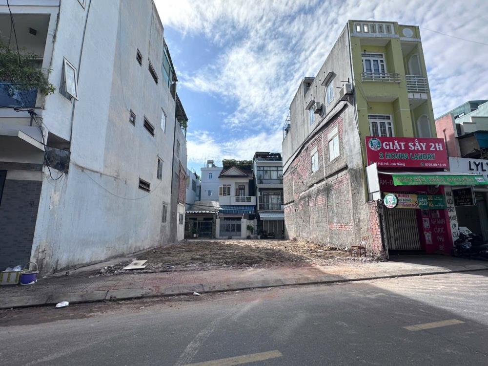 Đất Mặt Tiền Hải Châu 211m² - Kẹp Kiệt, Gần Biển, Giá Đầu Tư