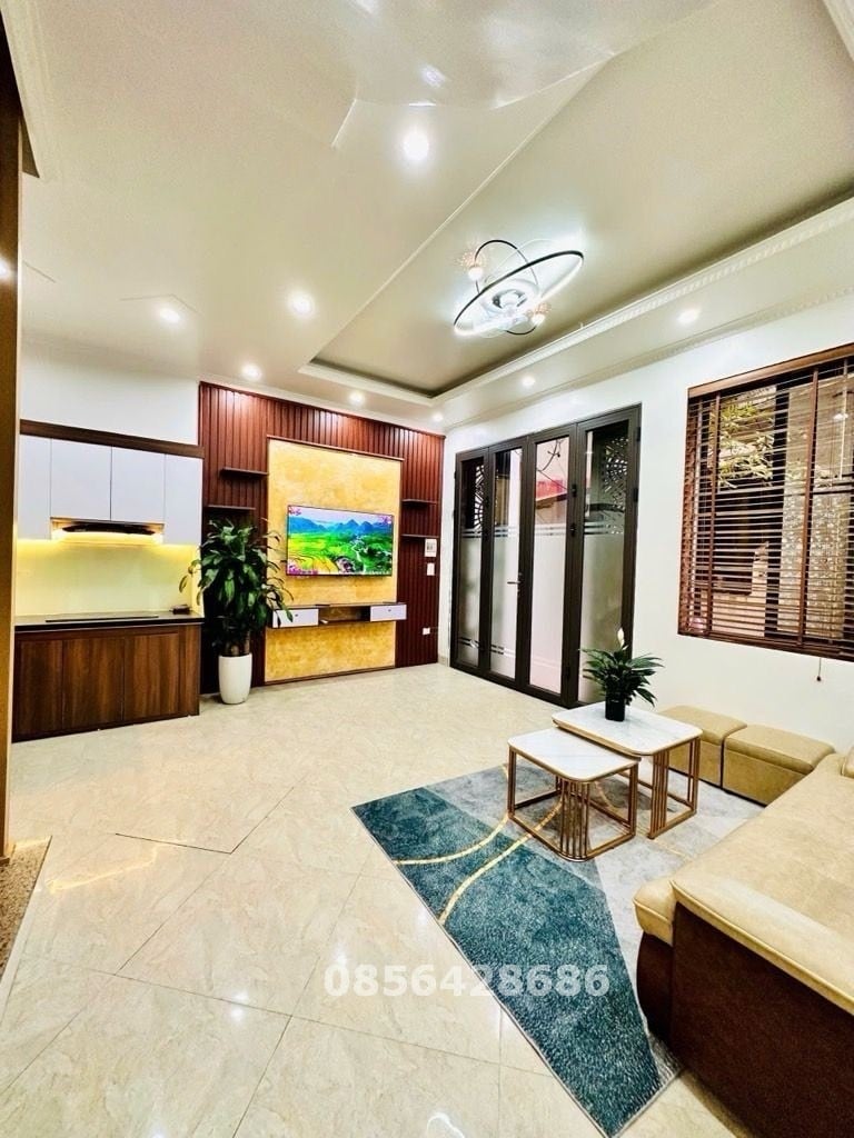 Nhà Định Công Thượng 31m² 5 tầng giá 8.6 tỷ - Sẵn sàng ở ngay!