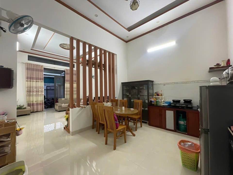 Nhà Hẻm Lương Định Của, Pleiku 112m² - Sẵn Sàng Ở Ngay