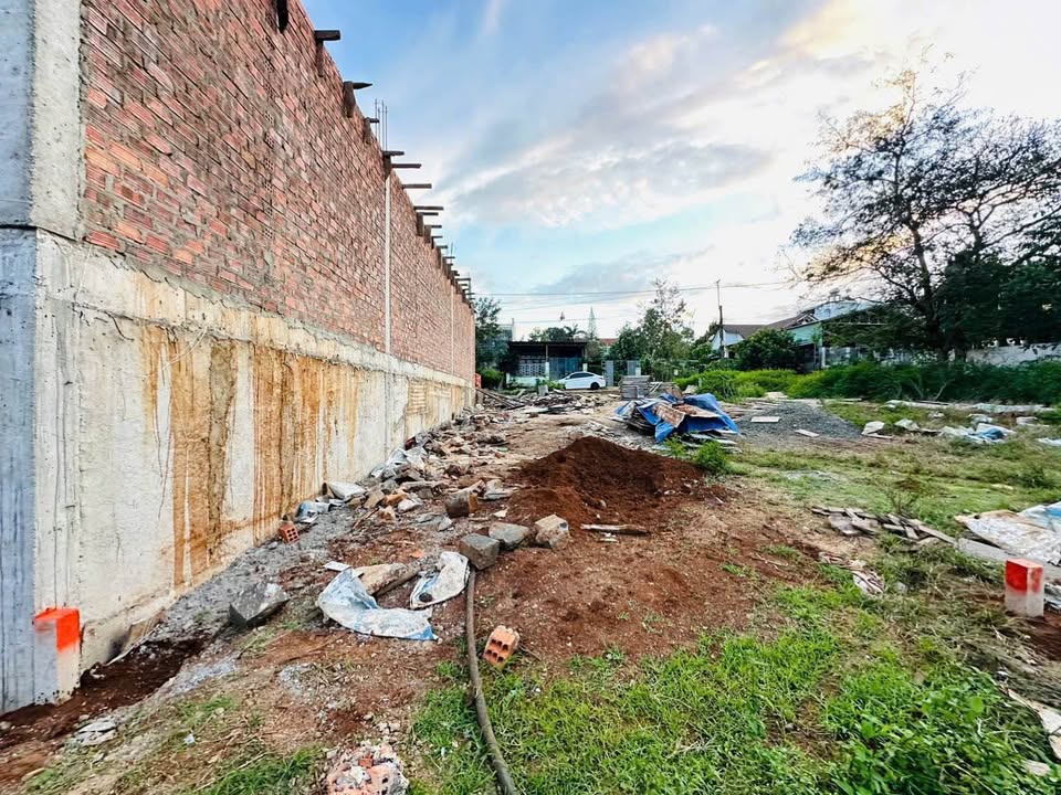 Đất nền Hẻm Bùi Dự, Pleiku 130m² giá chỉ 1.2 tỷ - Đất thổ cư 100%