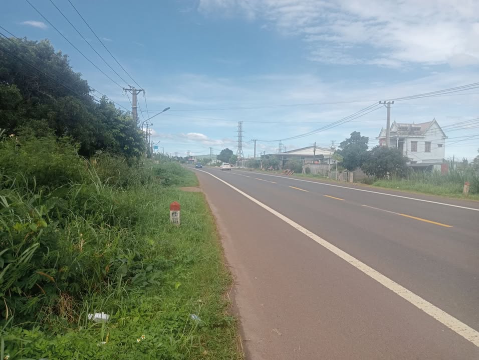 Đất nền Xã Ia Rong Chư Pưh 1500m² - Mặt tiền Quốc lộ 14, Tiềm năng vàng!