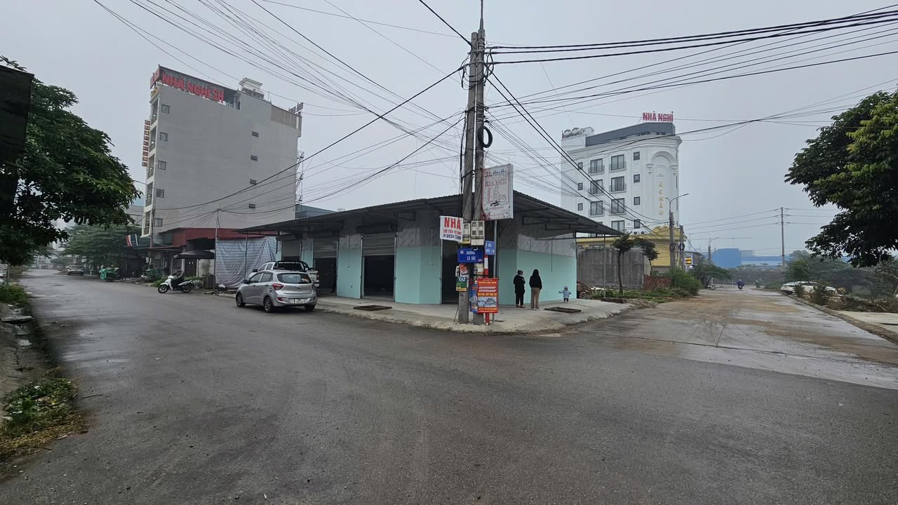 Nhà C4 Mặt Tiền Kinh Doanh Nguyễn Lễ Kính, Việt Yên 160m² - Giá 18 Triệu/Tháng