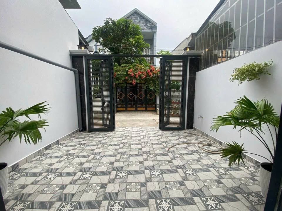 Nhà nguyên căn Bình Chánh 4 triệu/tháng - Giá tốt hiếm có!