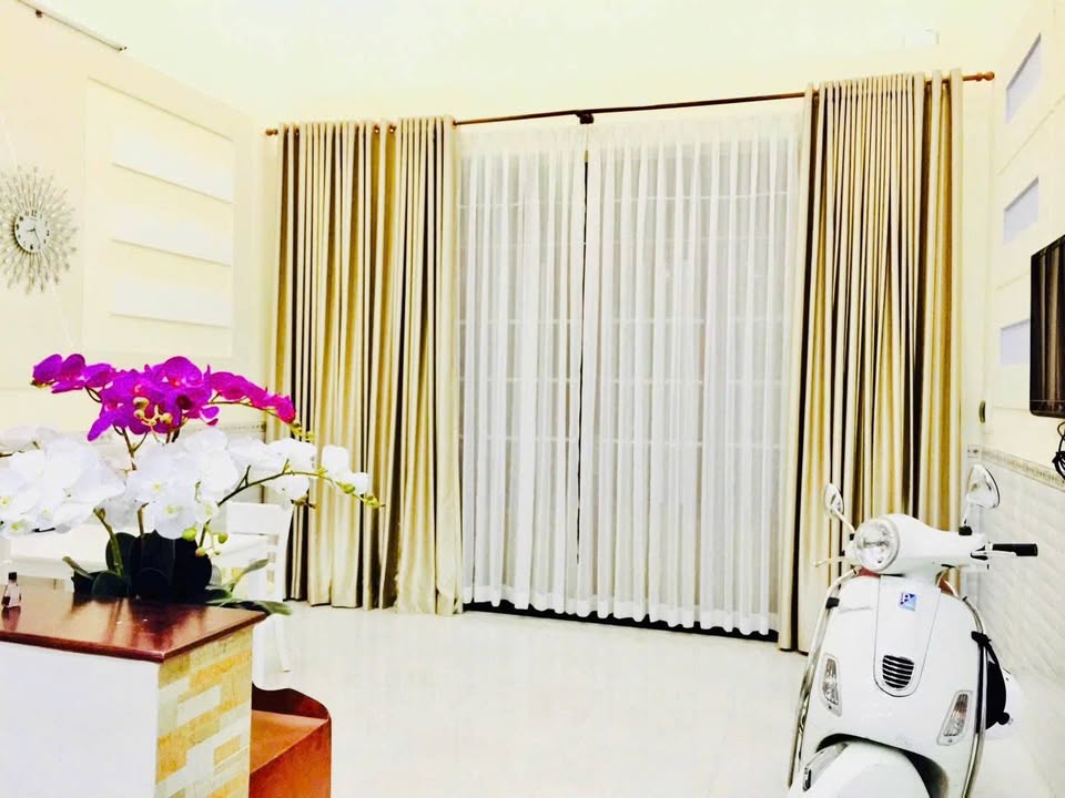 Nhà Cho Thuê Đường Chiến Lược, Bình Tân - 65m², 3PN, Nội Thất Cơ Bản