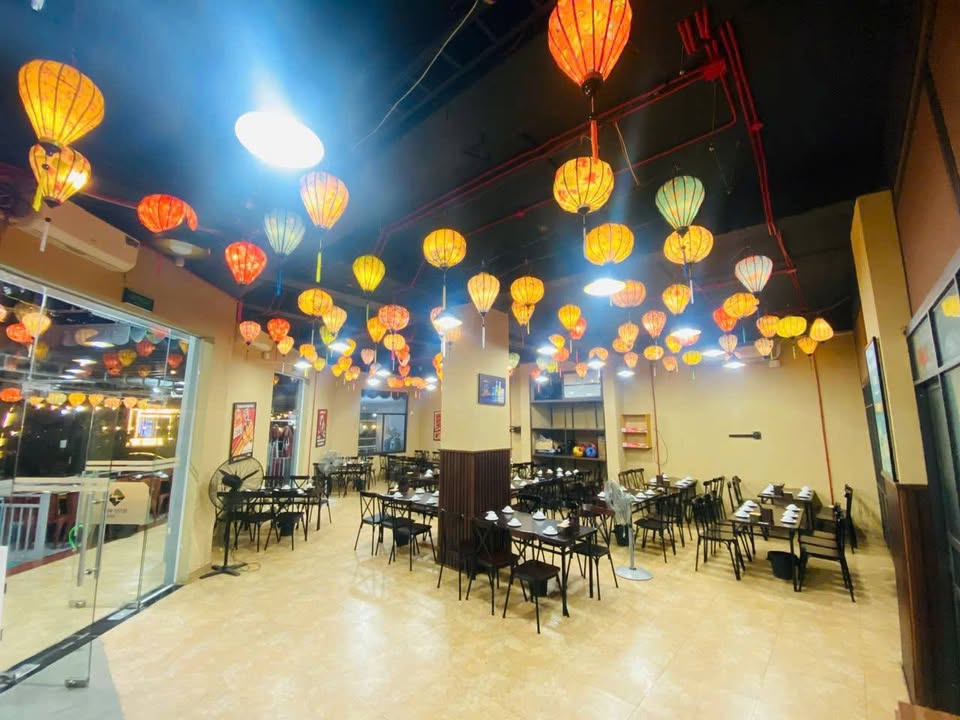 Mặt Bằng Kinh Doanh Siêu Rộng 200m² Nguyễn Công Thái, Hoàng Mai - Sẵn Sàng Hoạt Động