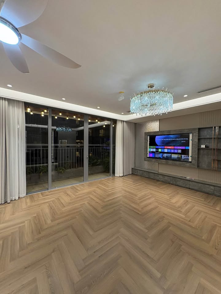 Căn hộ Park Hill Times City 185m² - Căn góc Full nội thất cao cấp!