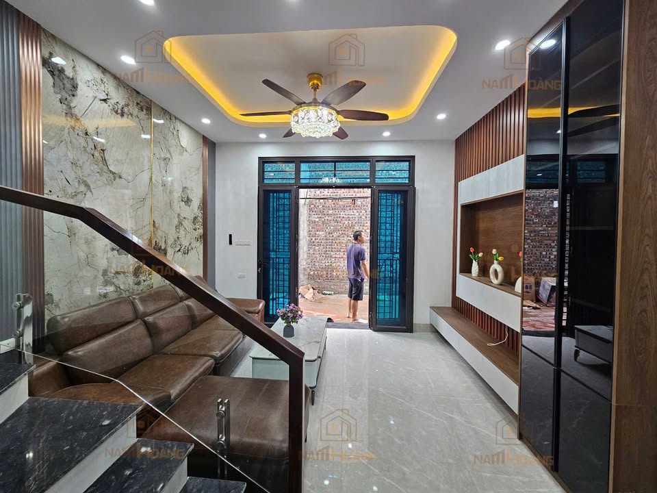 Nhà mới Ngã 3 Bình Đà 42.8m² - 3PN - Sổ đỏ sẵn sàng - Chỉ 4 tỷ