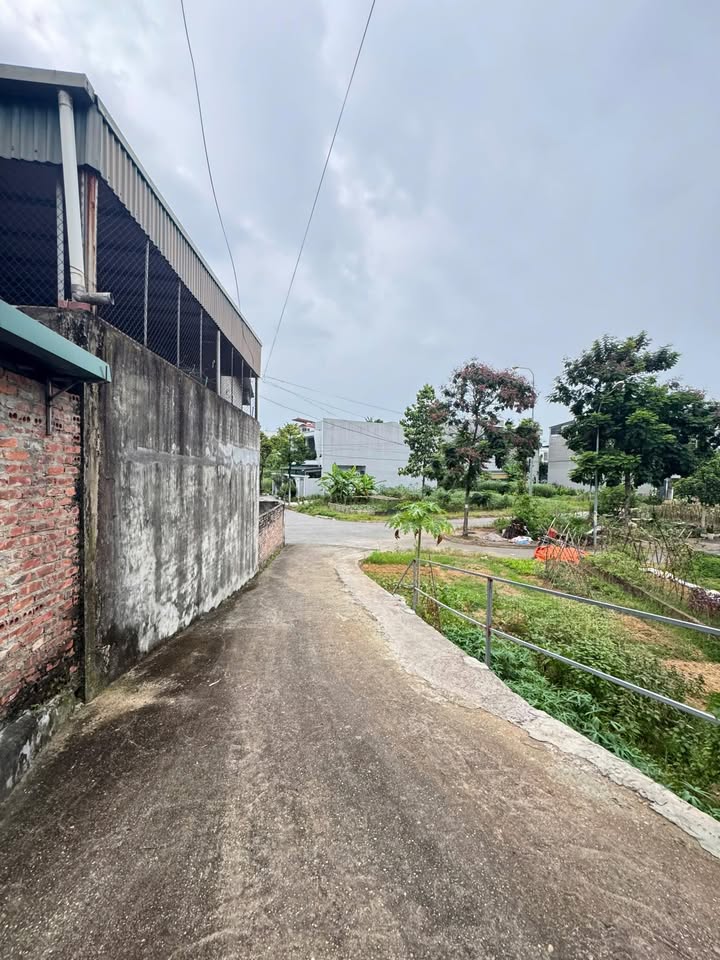 Đất nền KĐT Trằm Đá Việt Trì 74m² giá 2.x tỷ - Sổ đỏ chính chủ!