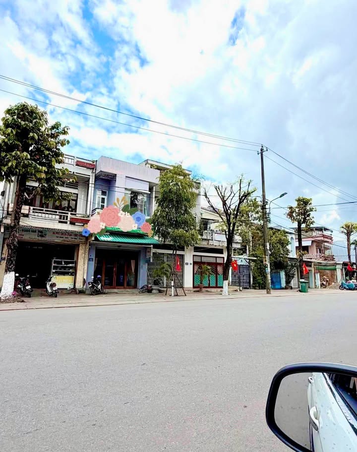 Nhà Mặt Tiền Hai Bà Trưng (Quảng Ngãi) - 150m² Kinh Doanh Sầm Uất, Giá 3.7 Tỷ