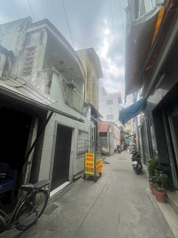 Nhà riêng Ninh Kiều 53.3m² - Vị trí đẹp, Sổ hồng sẵn!