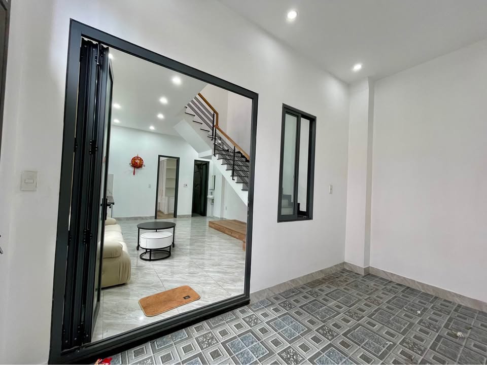 Nhà Kiệt Oto Hà Huy Tập, Thanh Khê - 50m² 3 Tầng, Giá 4 Tỷ