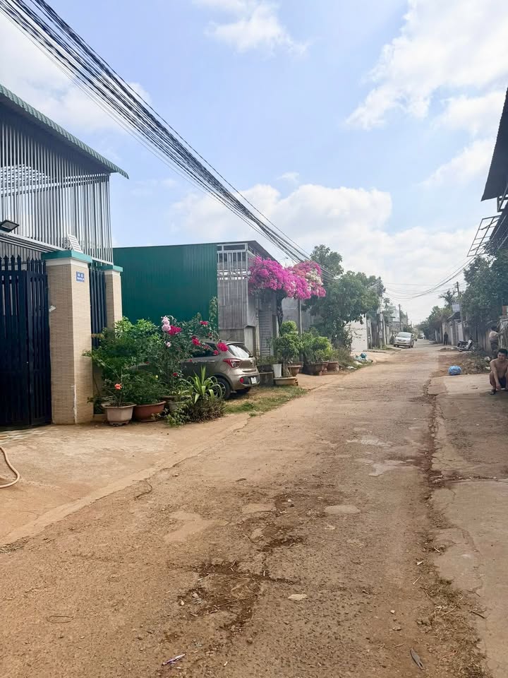 Đất nền Cư M'ta, M'Đrắk 112m² - Sổ đỏ chính chủ, đường ô tô né nhau!